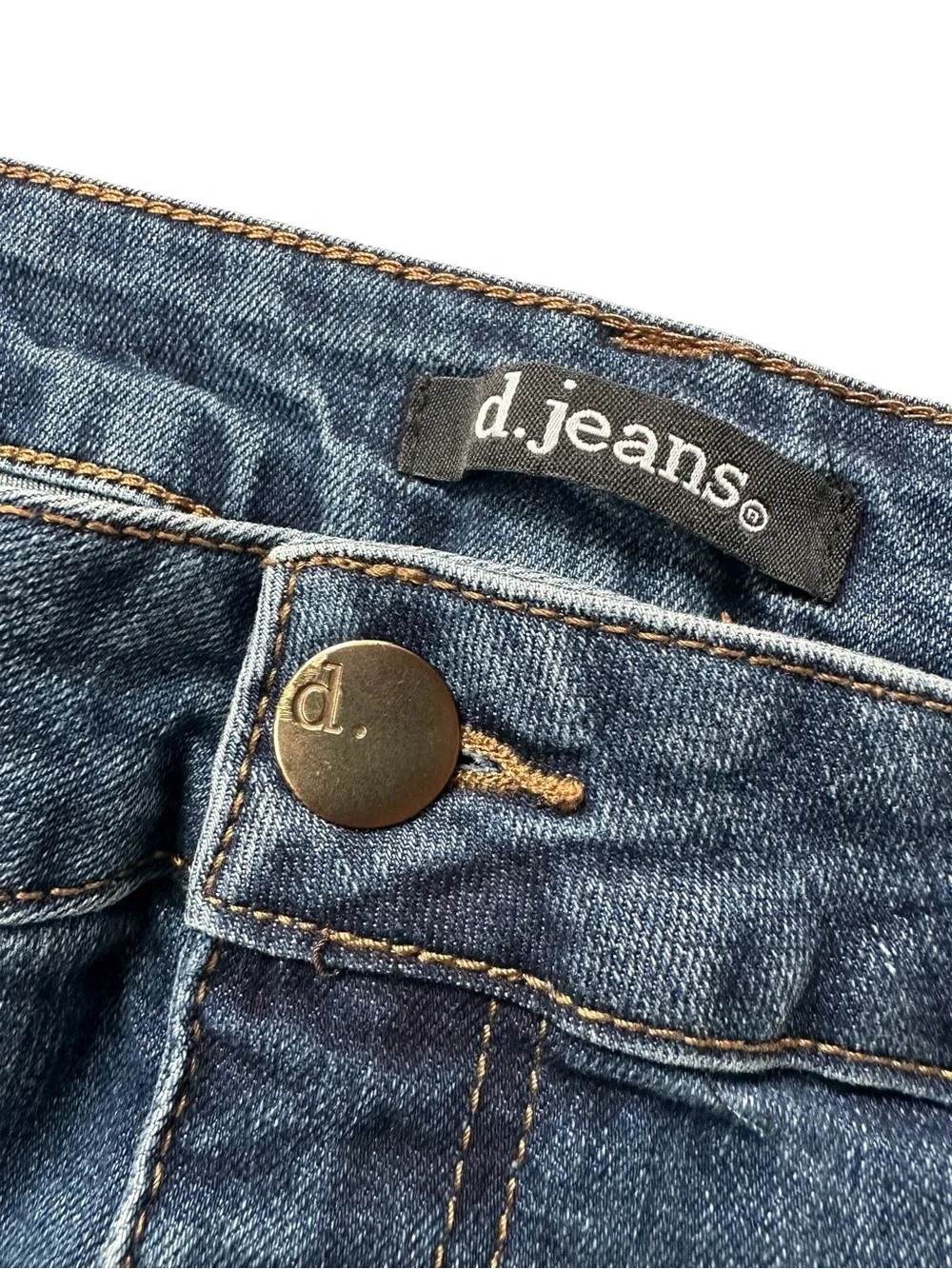 d. jeans Blue Rolled-Cuff Denim Bermuda Jean Shorts, 20W